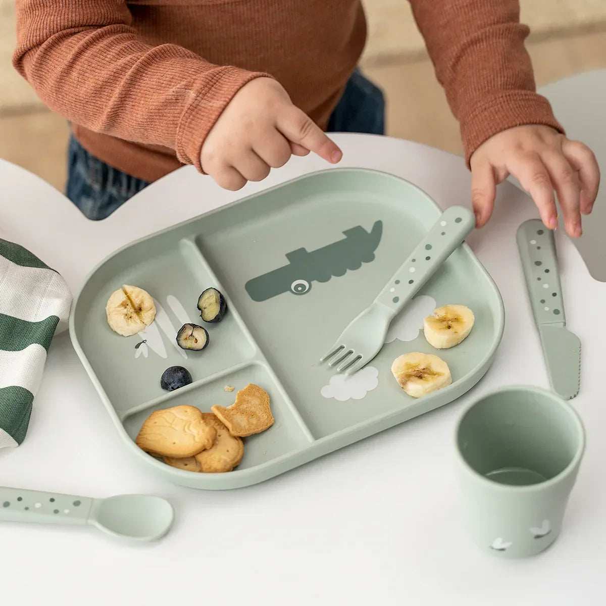 Done by Deer® Foodie compartment plate Croco Green - Image 5