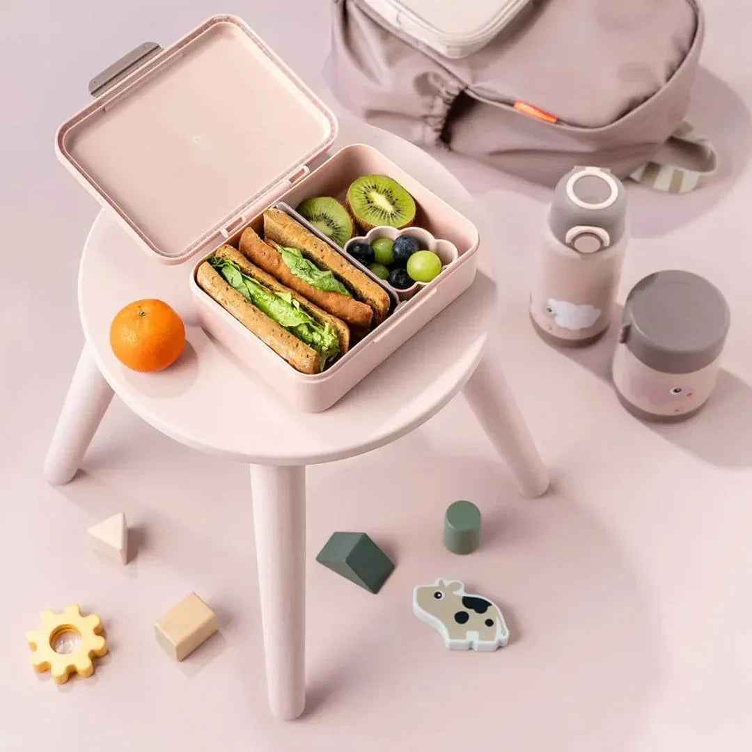 Done by Deer® Lunch box w/divider Tiny farm Powder - Image 4