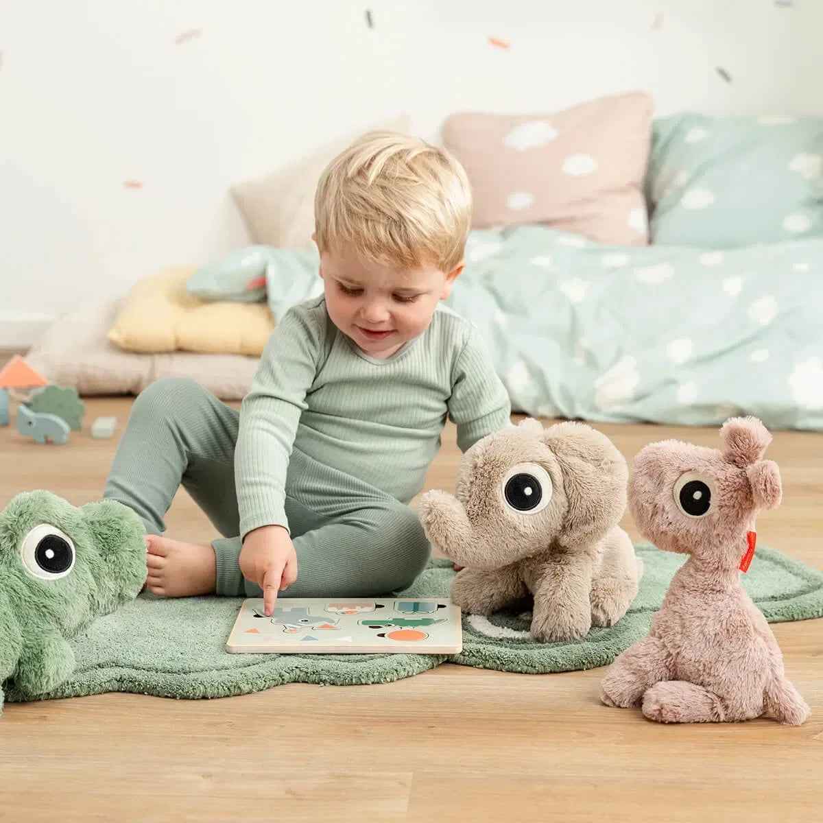 Done by Deer® Plush Friend Croco Green - Image 4