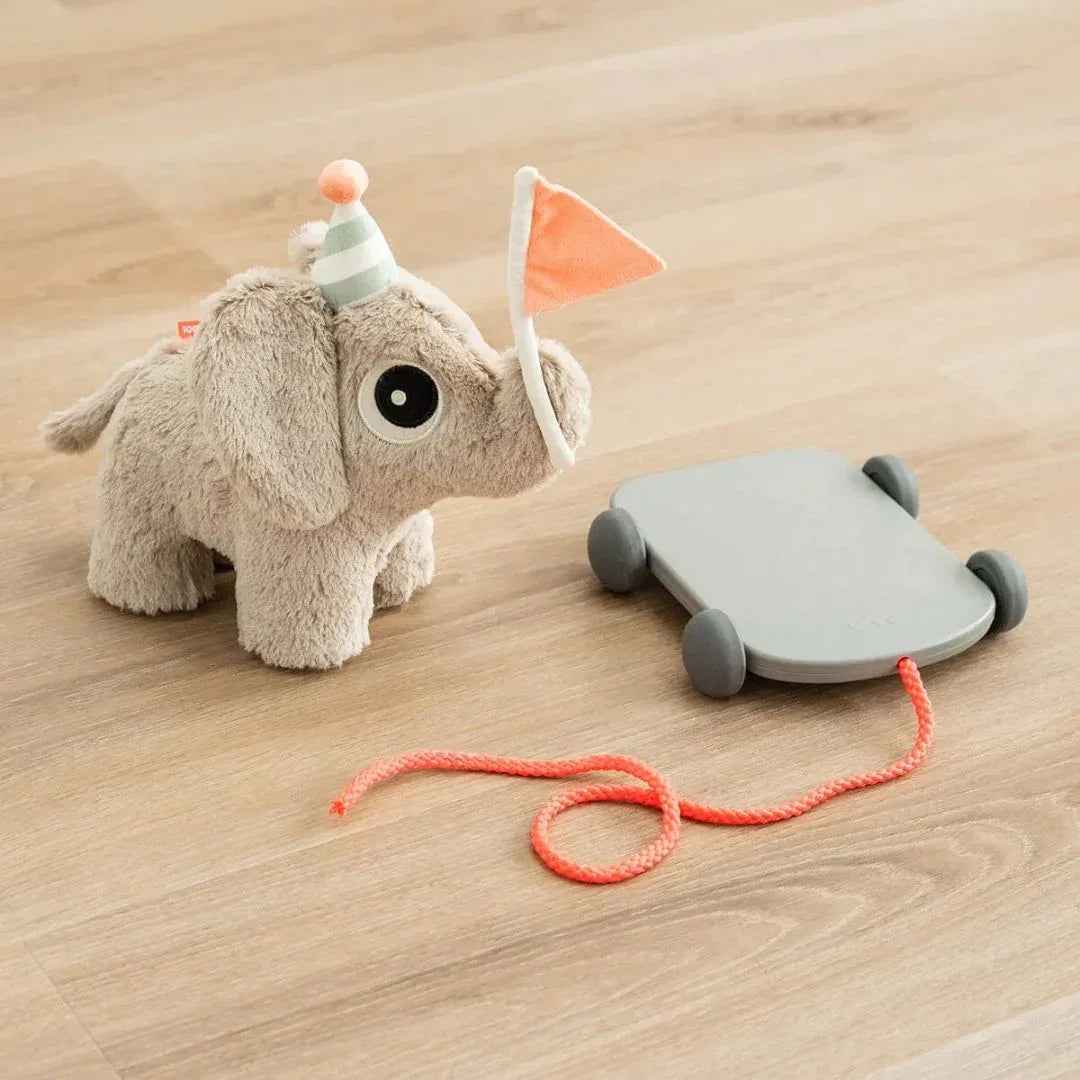 Done by Deer® Pull-along Toy 2-in-1 Elphee Sand - Image 6