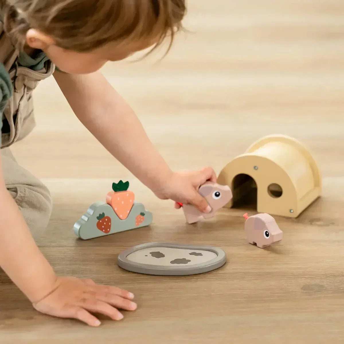 Done by Deer® Tiny Farm Play Set Pigee - Image 3