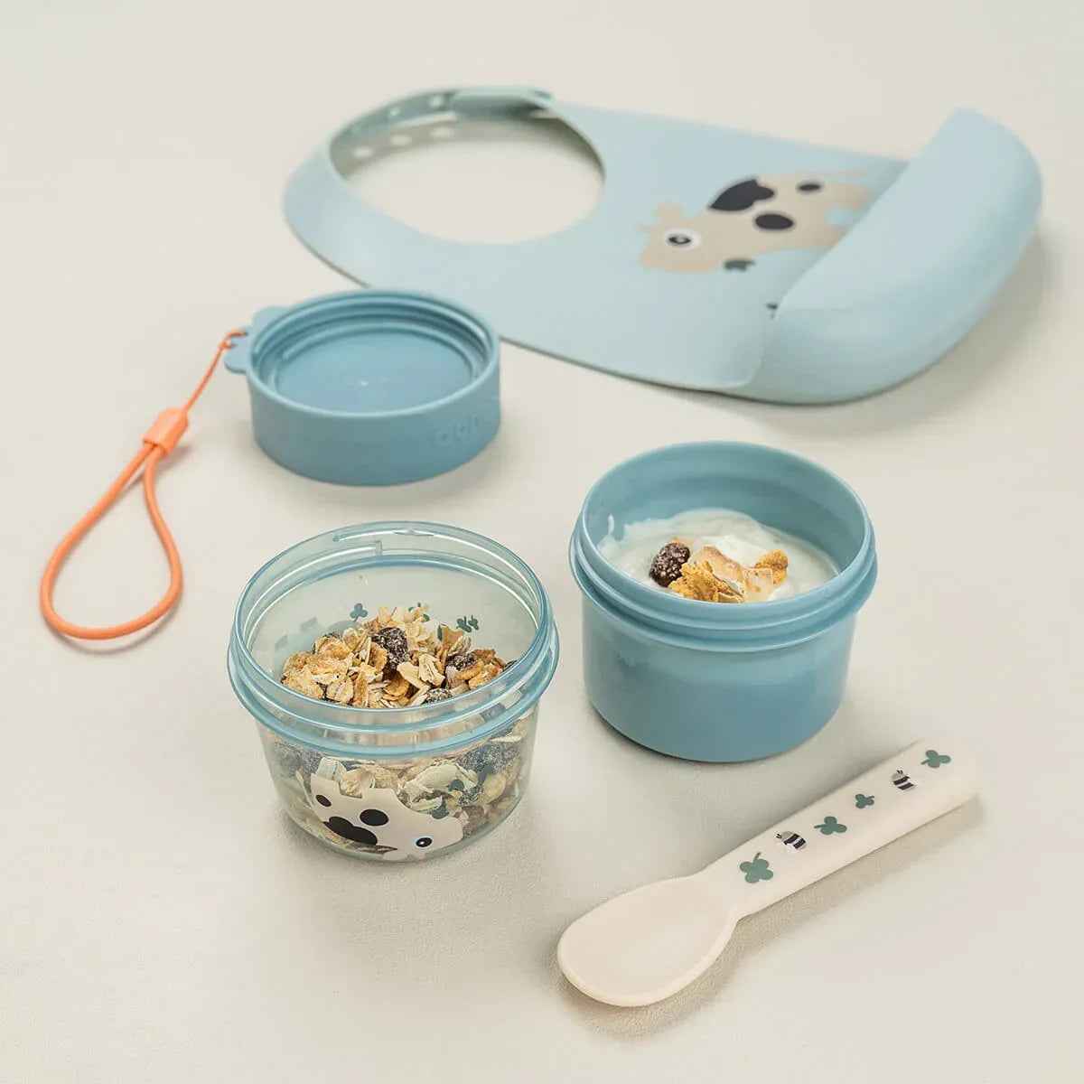 Done by Deer® To Go snack container S Tiny Farm Blue - Image 3