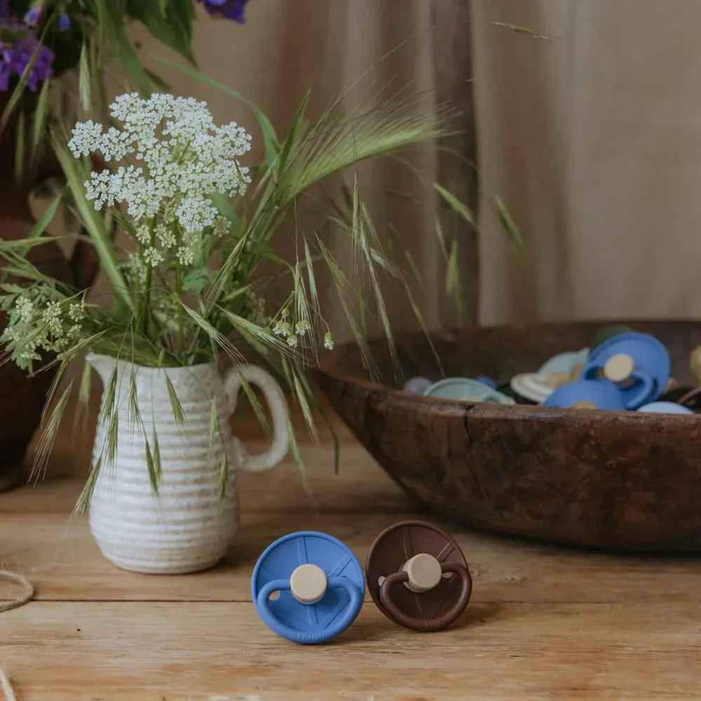 Frigg® Natural rubber Pacifier Little Viking Ocean View/Cocoa - Image 4