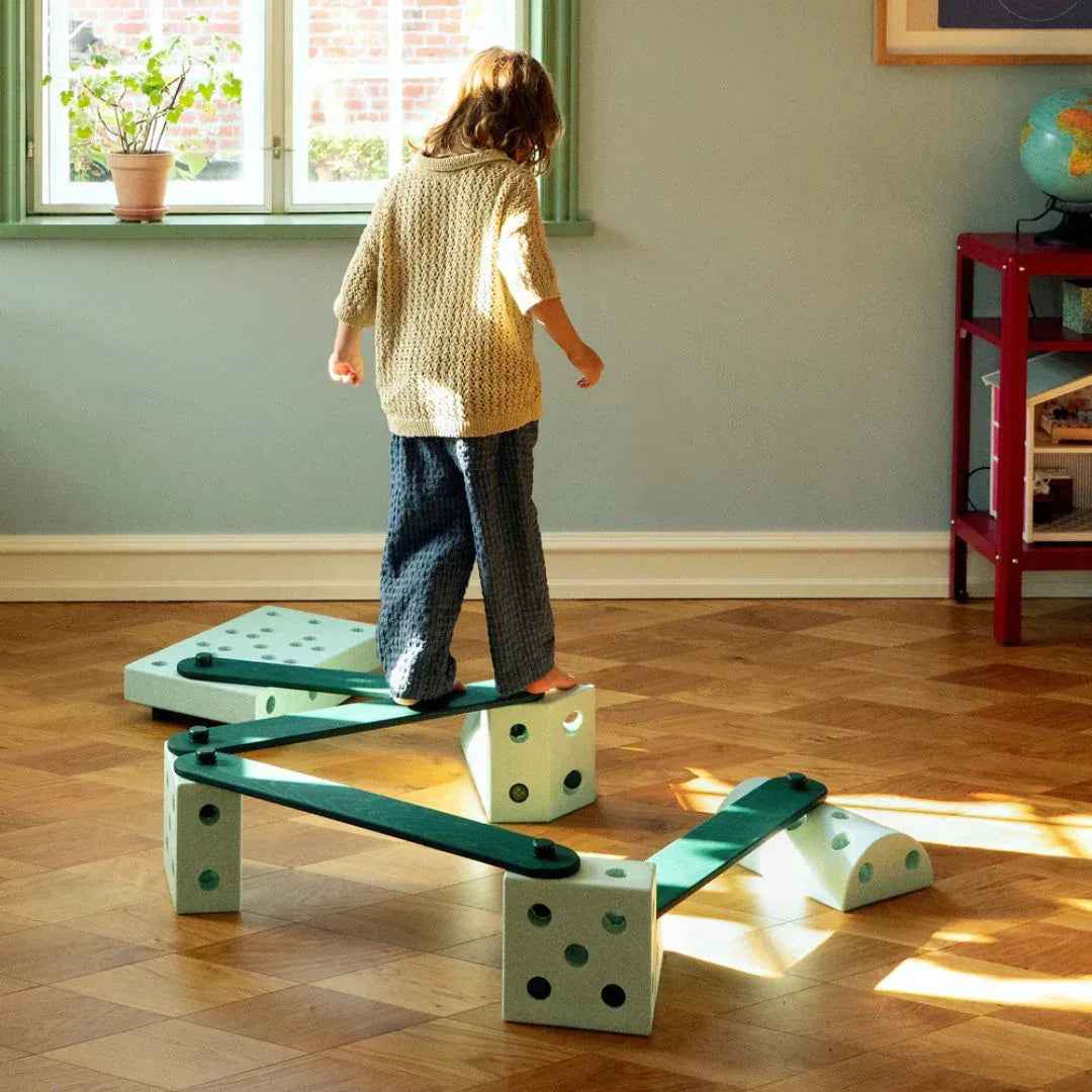Modu® Balance Beams 2 pcs Forest Green - Image 3