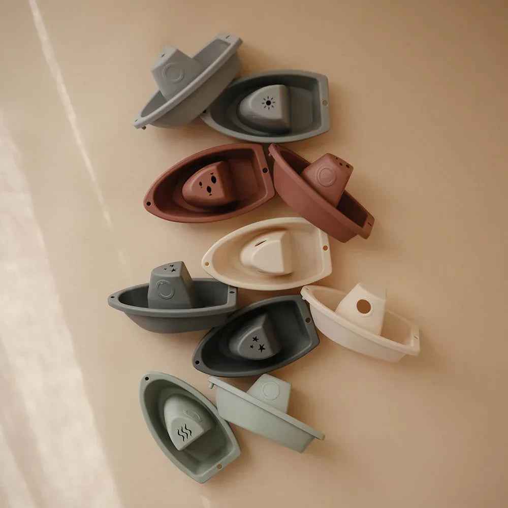 Mushie® Bath Boats - Original - Image 3