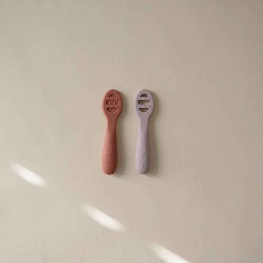 Mushie® First Feeding Baby Spoons 2-Pack Blush/Shifting Sand - Image 2
