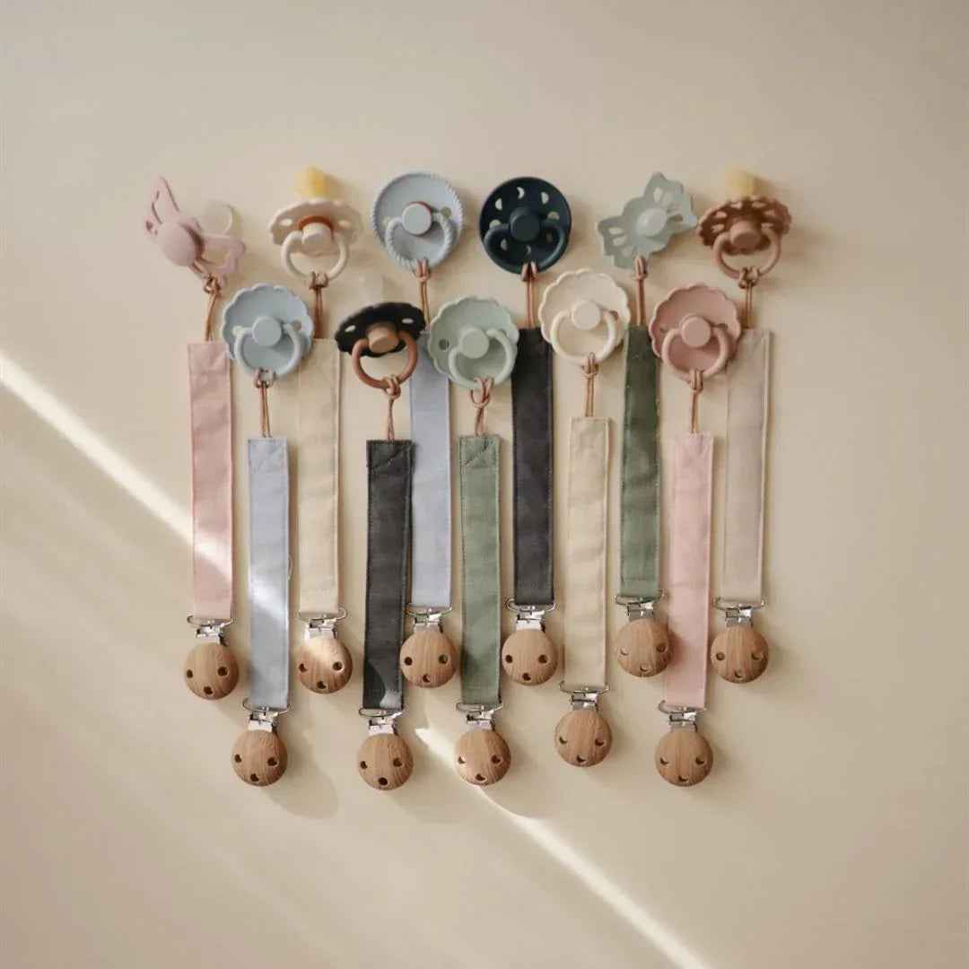 Mushie® Pacifier Clips Olive/Shifting Sand - Image 3