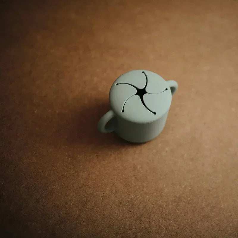 Mushie® Snack Cup Shifting Sand - Image 6