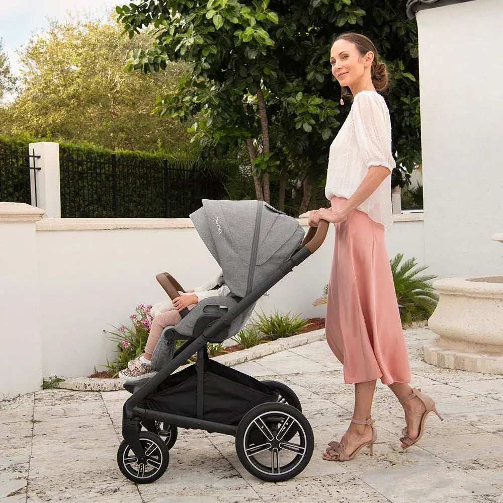 Nuna® Otroški voziček 4v1 Mixx™ Next + Arra™ Flex Caviar + Isofix baza Next - Image 10