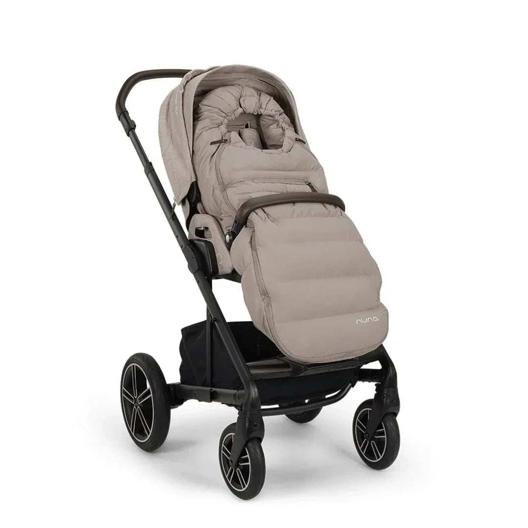 Nuna® Winter Footmuff and Mittens Chateau - Image 3